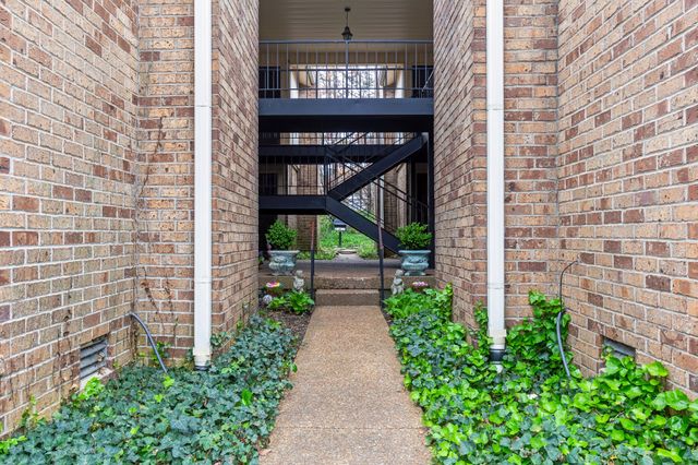 2116 Hobbs Rd Apt N3, Nashville, TN 37215