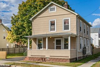 25 Canal St, Raritan Boro, NJ 08869