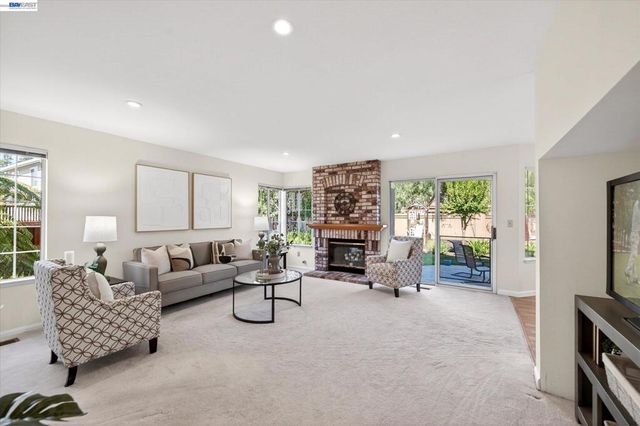 3278 Vermont Pl, Pleasanton, CA 94588