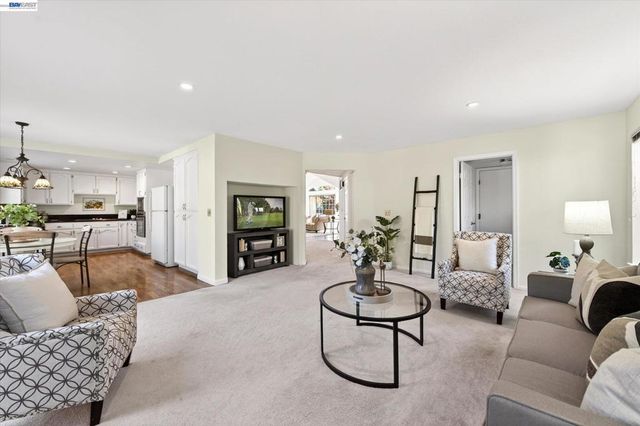 3278 Vermont Pl, Pleasanton, CA 94588