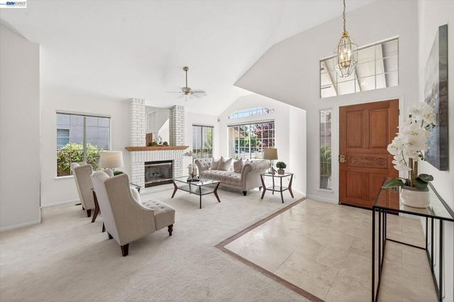 3278 Vermont Pl, Pleasanton, CA 94588