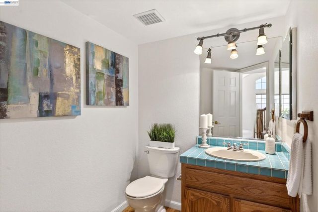 3278 Vermont Pl, Pleasanton, CA 94588