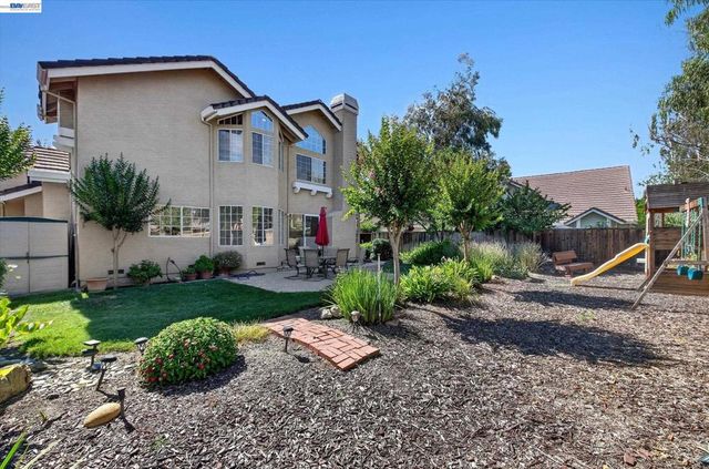 3278 Vermont Pl, Pleasanton, CA 94588