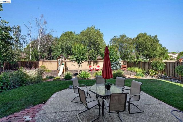 3278 Vermont Pl, Pleasanton, CA 94588
