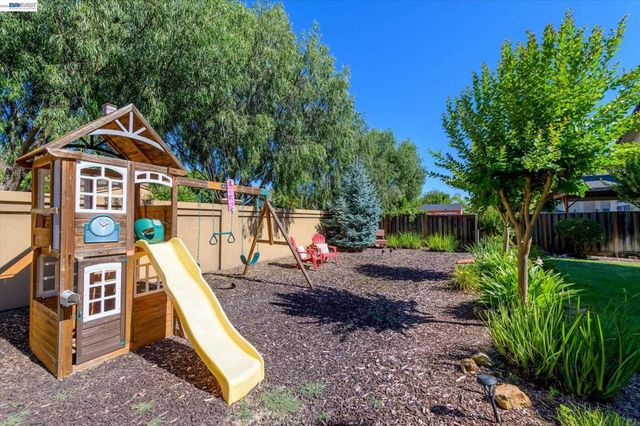 3278 Vermont Pl, Pleasanton, CA 94588