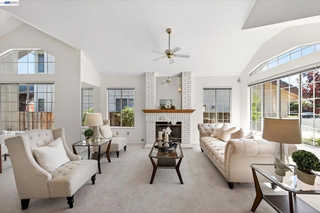 3278 Vermont Pl, Pleasanton, CA 94588