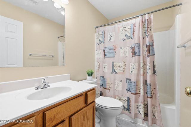 2211 CHOUTEAU LANE, Boonville, MO 65233