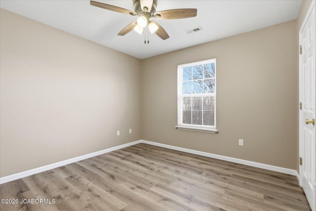 2211 CHOUTEAU LANE, Boonville, MO 65233