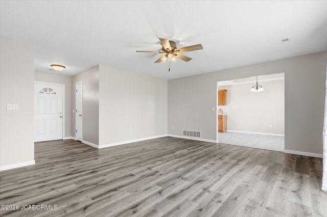 2211 CHOUTEAU LANE, Boonville, MO 65233