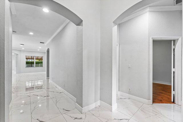 3899 Cascade Terrace, Weston, FL 33332