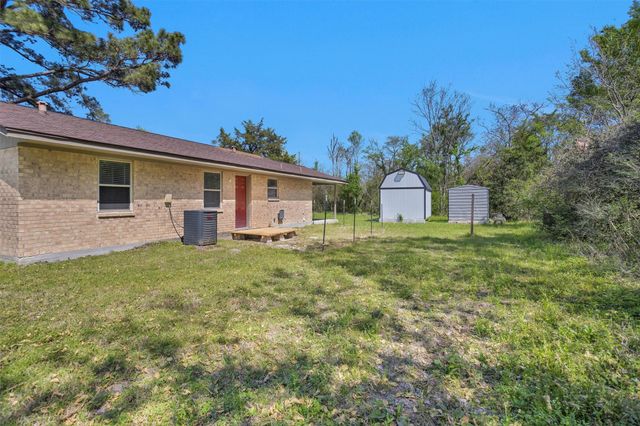 12 Louis Grant, Huntsville, TX 77320
