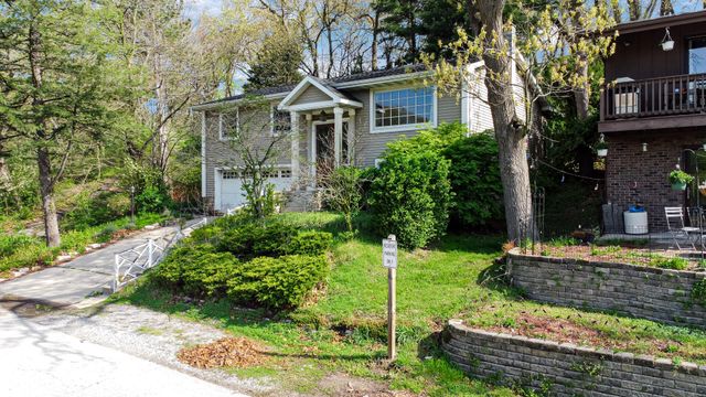 77 Hillcrest Road, Portage, IN 46368