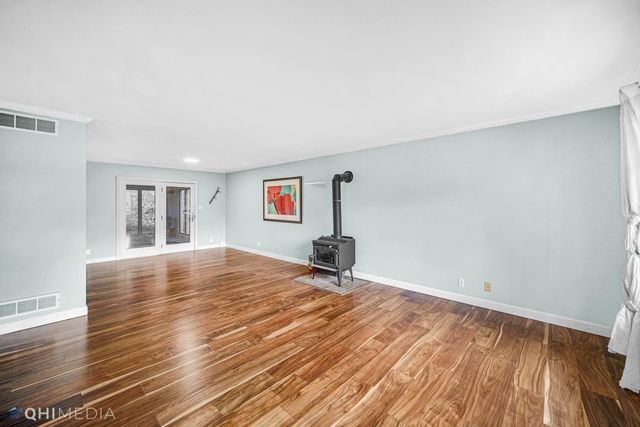 77 Hillcrest Road, Portage, IN 46368