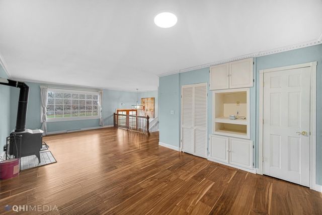 77 Hillcrest Road, Portage, IN 46368