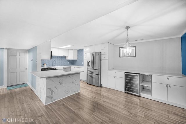 77 Hillcrest Road, Portage, IN 46368