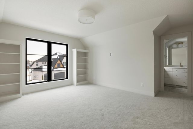 16504 47th Place N, Plymouth, MN 55446