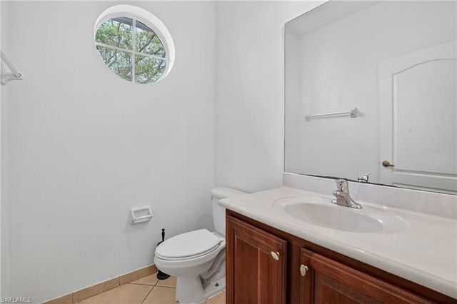 7054 Ambrosia LN 3305, Naples, FL 34119