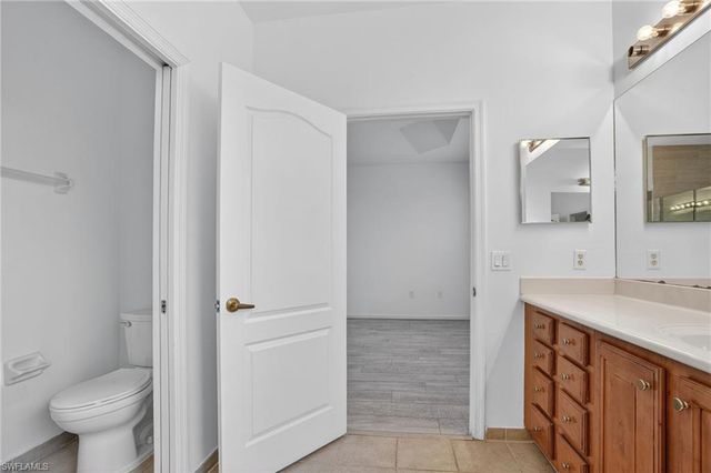 7054 Ambrosia LN 3305, Naples, FL 34119