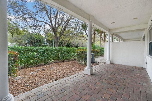 7054 Ambrosia LN 3305, Naples, FL 34119