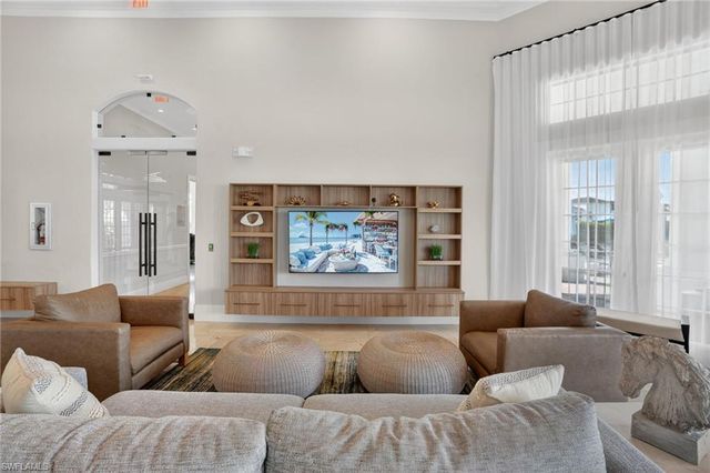 7054 Ambrosia LN 3305, Naples, FL 34119