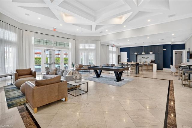 7054 Ambrosia LN 3305, Naples, FL 34119