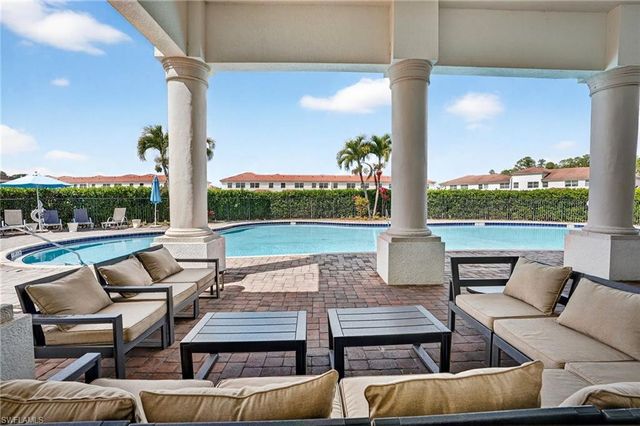 7054 Ambrosia LN 3305, Naples, FL 34119