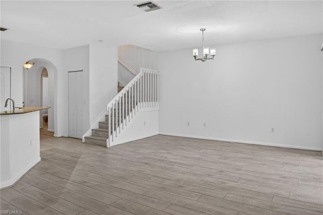 7054 Ambrosia LN 3305, Naples, FL 34119