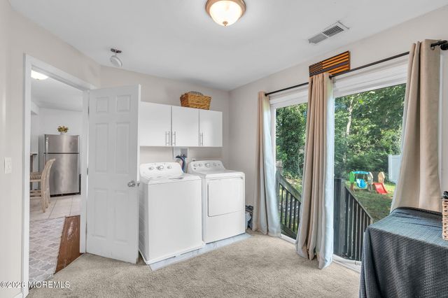 207 Pacific Avenue, Beachwood, NJ 08722