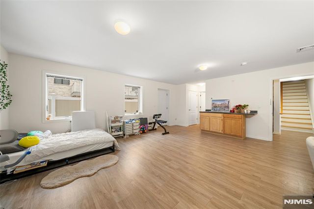 535B Lawn Avenue A, Palisades Park, NJ 07650