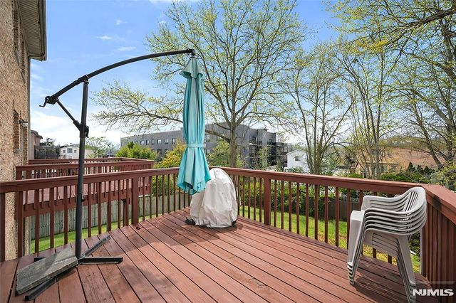535B Lawn Avenue A, Palisades Park, NJ 07650