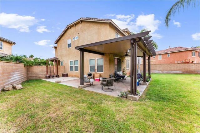7933 Shadow Trails Lane, Jurupa Valley, CA 92509
