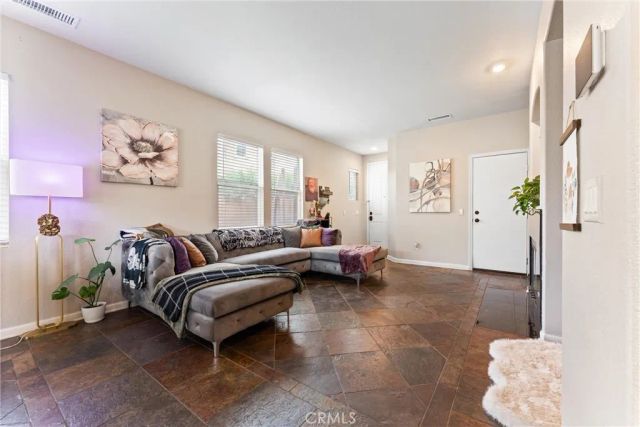 7933 Shadow Trails Lane, Jurupa Valley, CA 92509