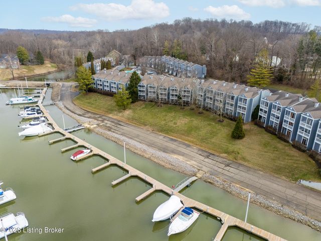 5002 Harrods Landing Dr, Prospect, KY 40059