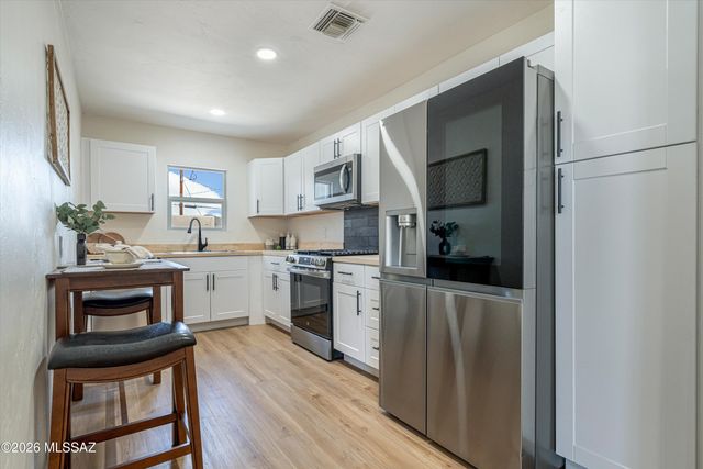 1017 E Waverly Street, Tucson, AZ 85719