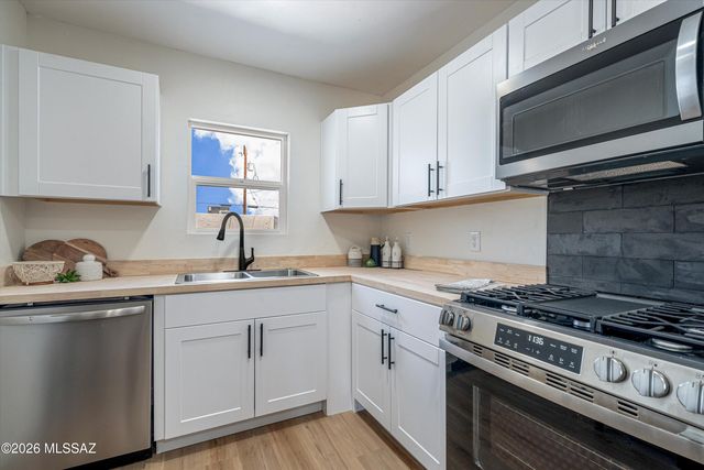 1017 E Waverly Street, Tucson, AZ 85719