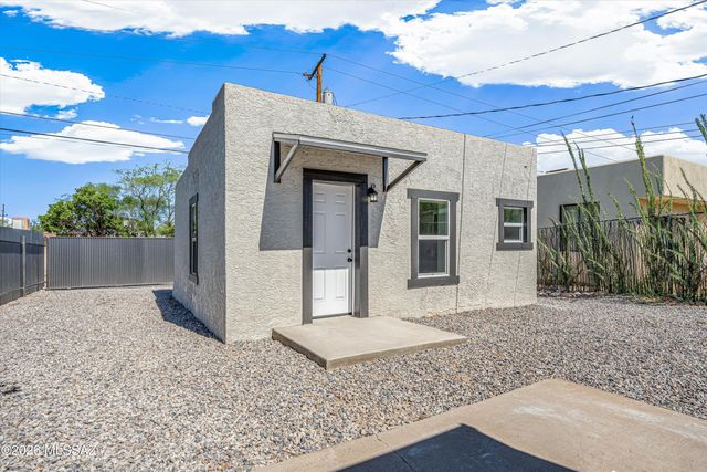 1017 E Waverly Street, Tucson, AZ 85719