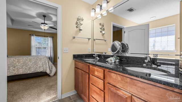 15425 Paddington Dr, Foley, AL 36535