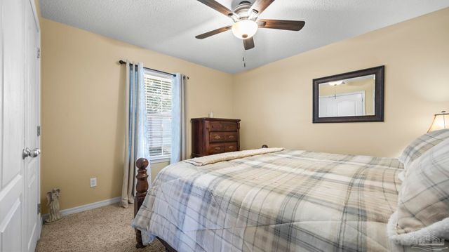 15425 Paddington Dr, Foley, AL 36535