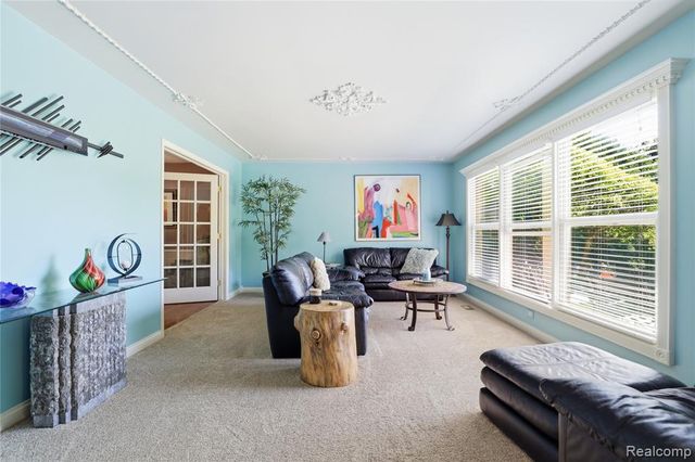 6211 Kings Scepter Road, Grand Blanc, MI 48439