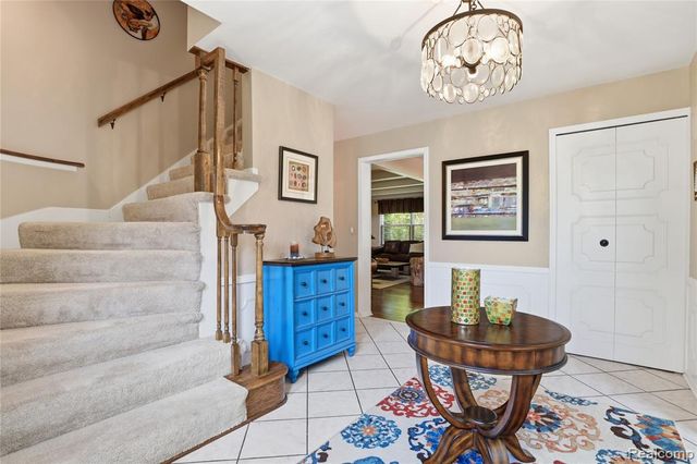 6211 Kings Scepter Road, Grand Blanc, MI 48439
