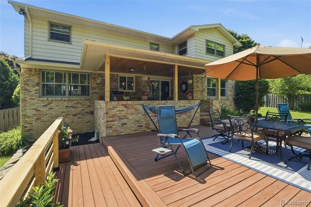 6211 Kings Scepter Road, Grand Blanc, MI 48439