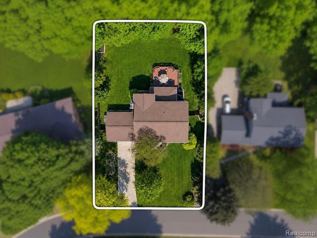 6211 Kings Scepter Road, Grand Blanc, MI 48439