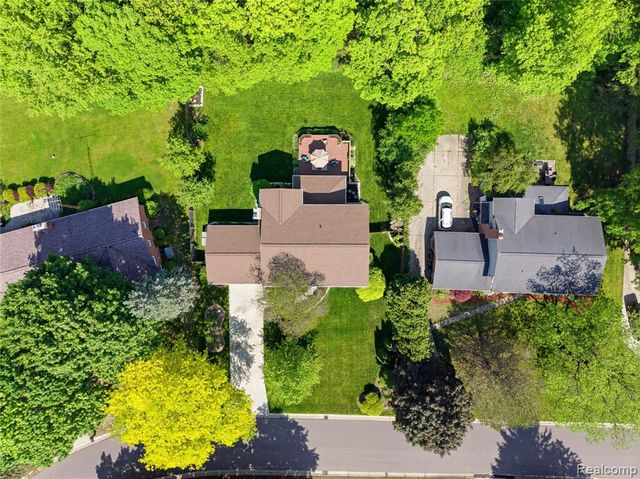 6211 Kings Scepter Road, Grand Blanc, MI 48439