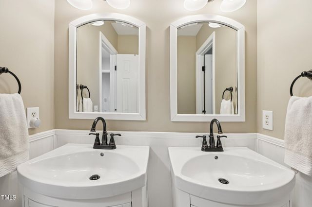 116 Dallavia Court, Morrisville, NC 27560