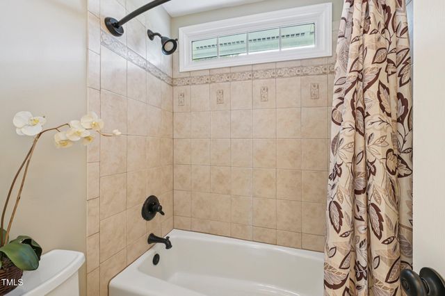 116 Dallavia Court, Morrisville, NC 27560