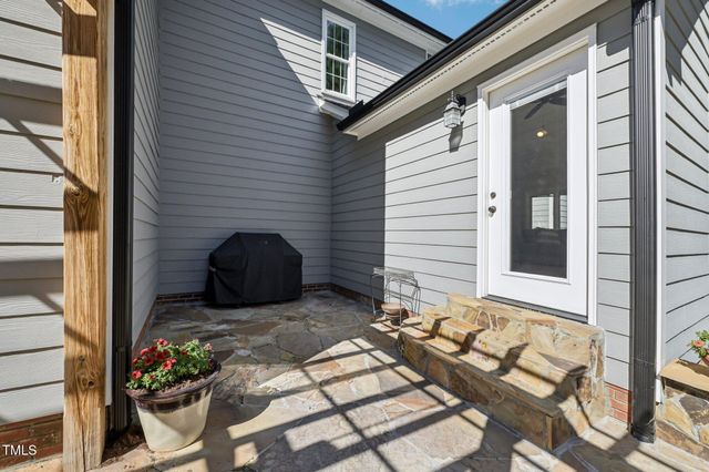 116 Dallavia Court, Morrisville, NC 27560