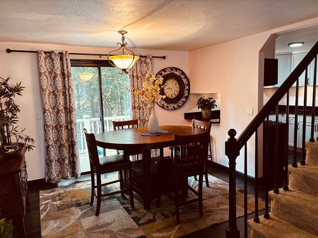 502 Cardinal Ln 502, Tyngsborough, MA 01879