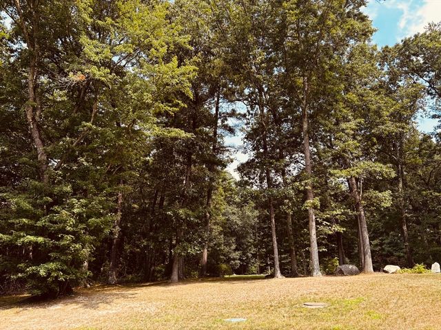 502 Cardinal Ln 502, Tyngsborough, MA 01879
