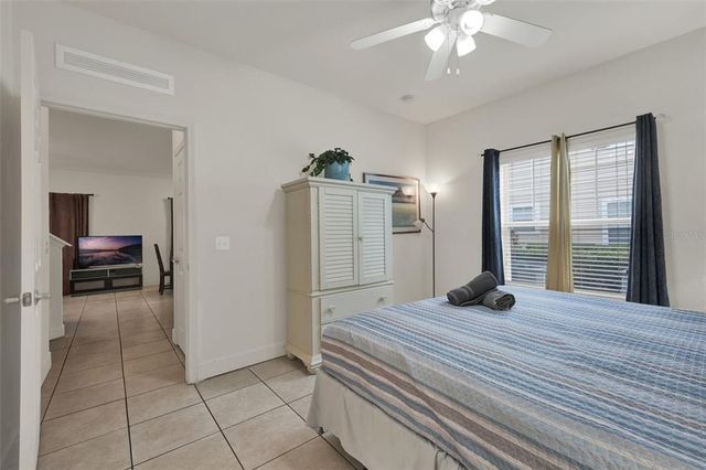 2950 LUCAYAN HARBOUR CIRCLE 105, Kissimmee, FL 34746