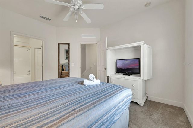 2950 LUCAYAN HARBOUR CIRCLE 105, Kissimmee, FL 34746